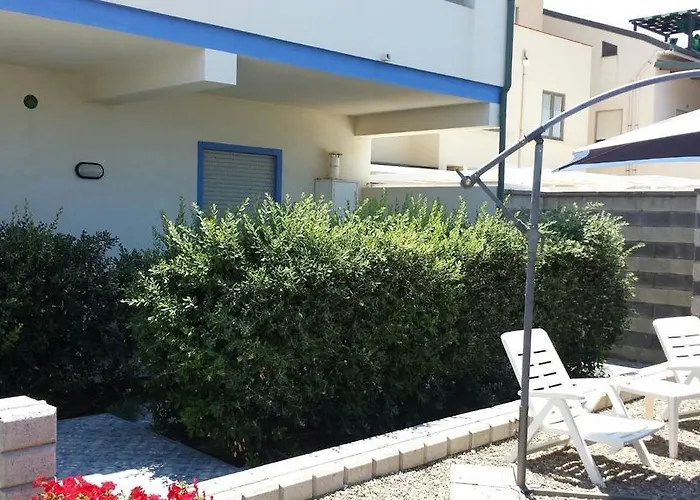 Mare Blu 4*