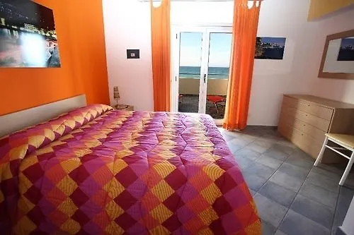 Apartahotel Mare Blu Capo dʼOrlando