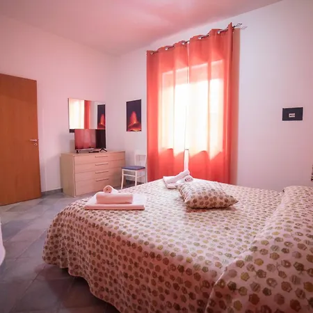 Mare Blu Aparthotel Capo dʼOrlando